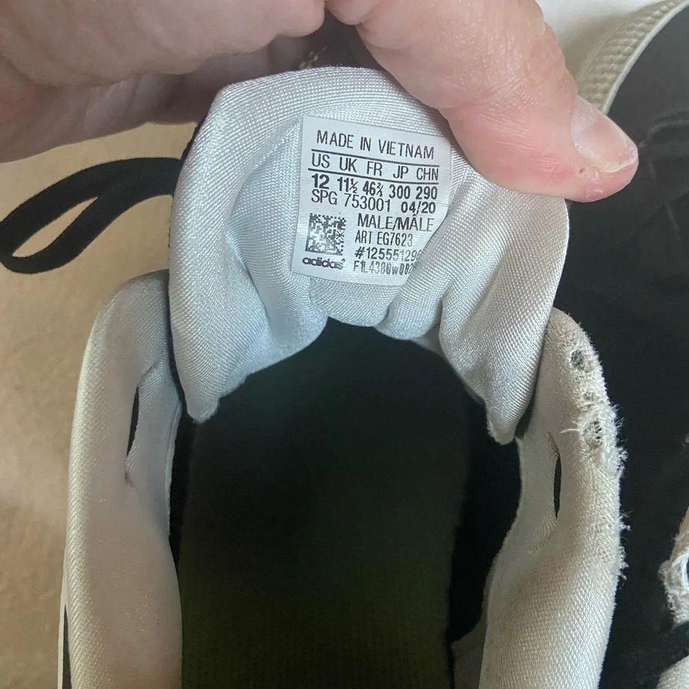 Adidas cleats size men’s 12 - Picture 7 of 15